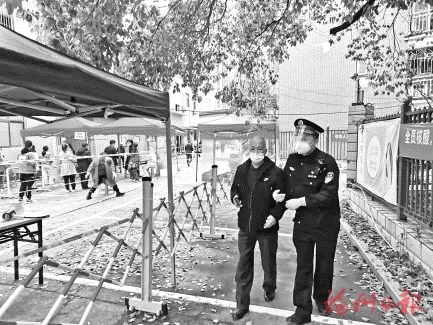 他們舍小家，一起守護(hù)這座城  民警林志明一家攜手抗疫