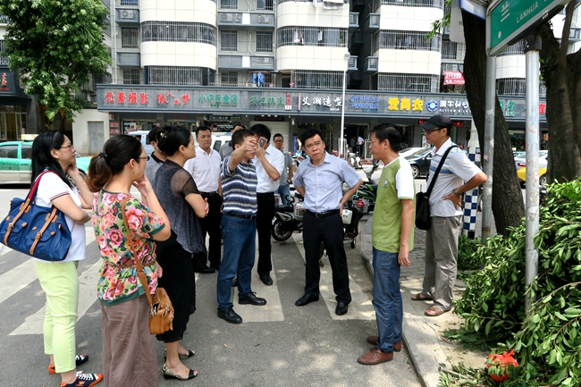 點擊瀏覽下一頁