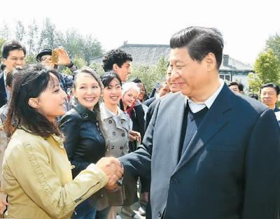 2014年5月4日，習近平在北京大學考察。