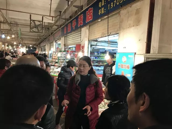臺(tái)江區(qū)開(kāi)展農(nóng)貿(mào)市場(chǎng)文明創(chuàng)建工作專項(xiàng)檢查