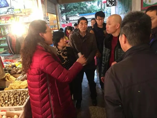 臺(tái)江區(qū)開(kāi)展農(nóng)貿(mào)市場(chǎng)文明創(chuàng)建工作專項(xiàng)檢查