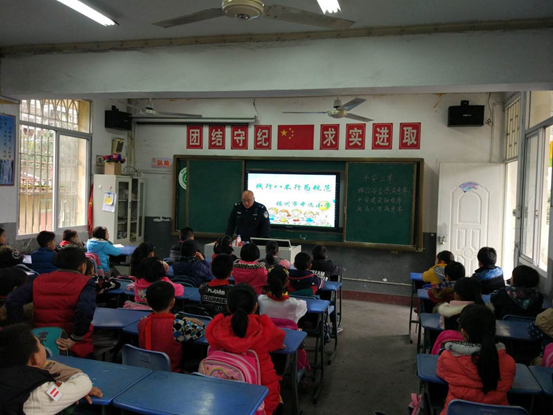 臺江區活用多種載體 讓“八不”行為規范在校園落地生根