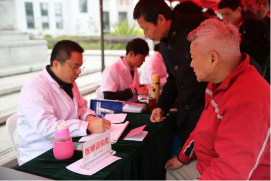 臺(tái)江：金斗社區(qū)開展“三月雷鋒情 你我共傳承” 志愿服務(wù)活動(dòng)
