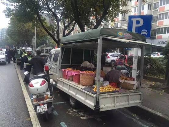臺江交警五措并舉為文明城市創建保駕護航