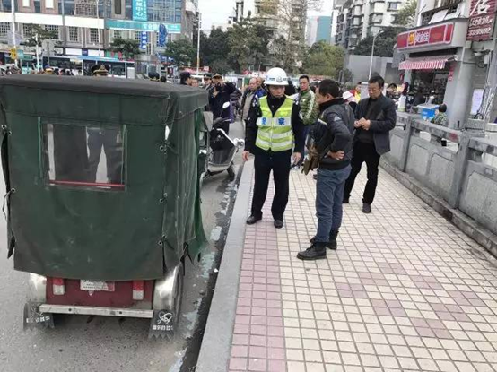 臺江交警五措并舉為文明城市創建保駕護航