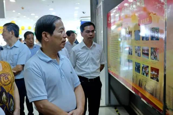 臺江有條這樣的街  讓廣大黨員和群眾豎起大拇指