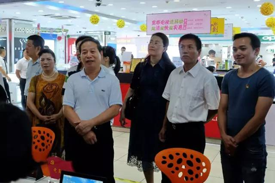 臺江有條這樣的街  讓廣大黨員和群眾豎起大拇指