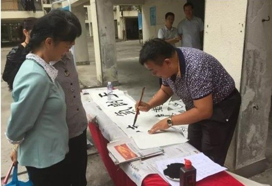 臺江中亭街社區舉辦移風易俗趣味運動會