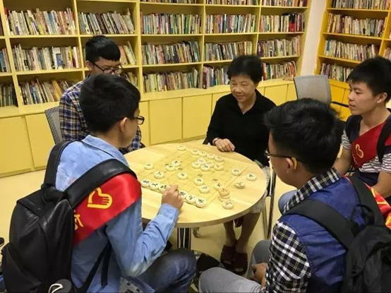 臺江：黨群志愿服務“紅”遍中亭街