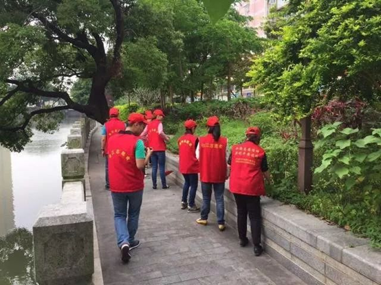 臺江：愛河護(hù)河志愿者在行動(dòng)