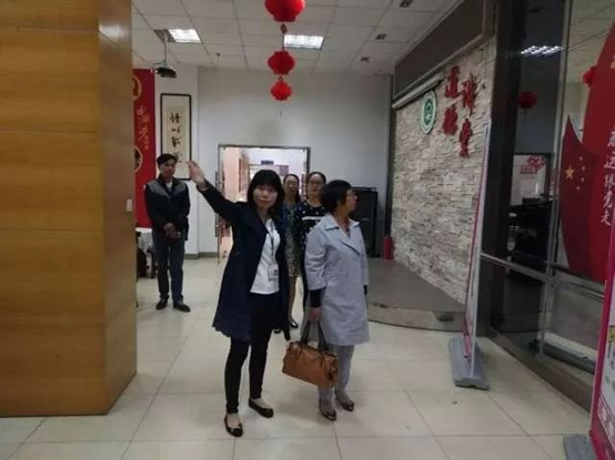 市委文明辦領(lǐng)導(dǎo)到臺江區(qū)檢查移風(fēng)易俗示范點建設(shè)工作