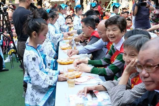 臺江區多彩活動慶重陽 弘揚敬老好風尚