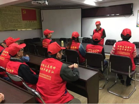 臺(tái)江國(guó)際志愿者日主題活動(dòng)精彩紛呈 處處閃耀"志愿紅"