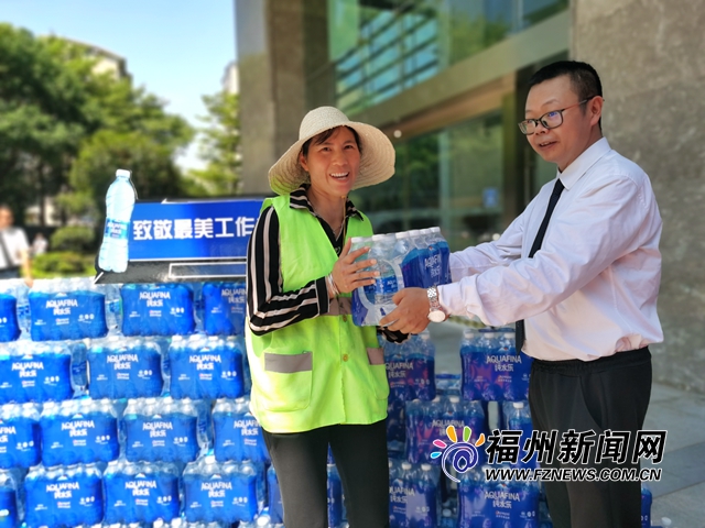 臺江為戶外高溫工作者送去清涼