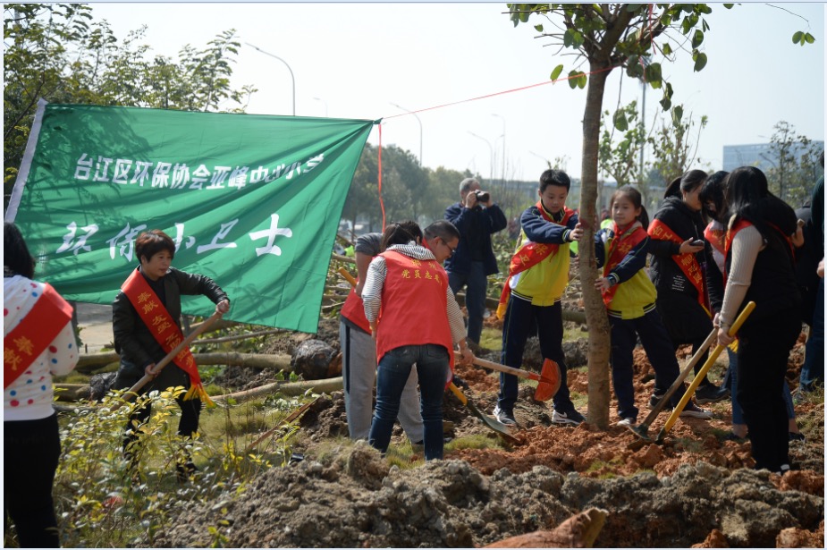 臺江：雷鋒月里“雷鋒忙”志愿花開別樣紅