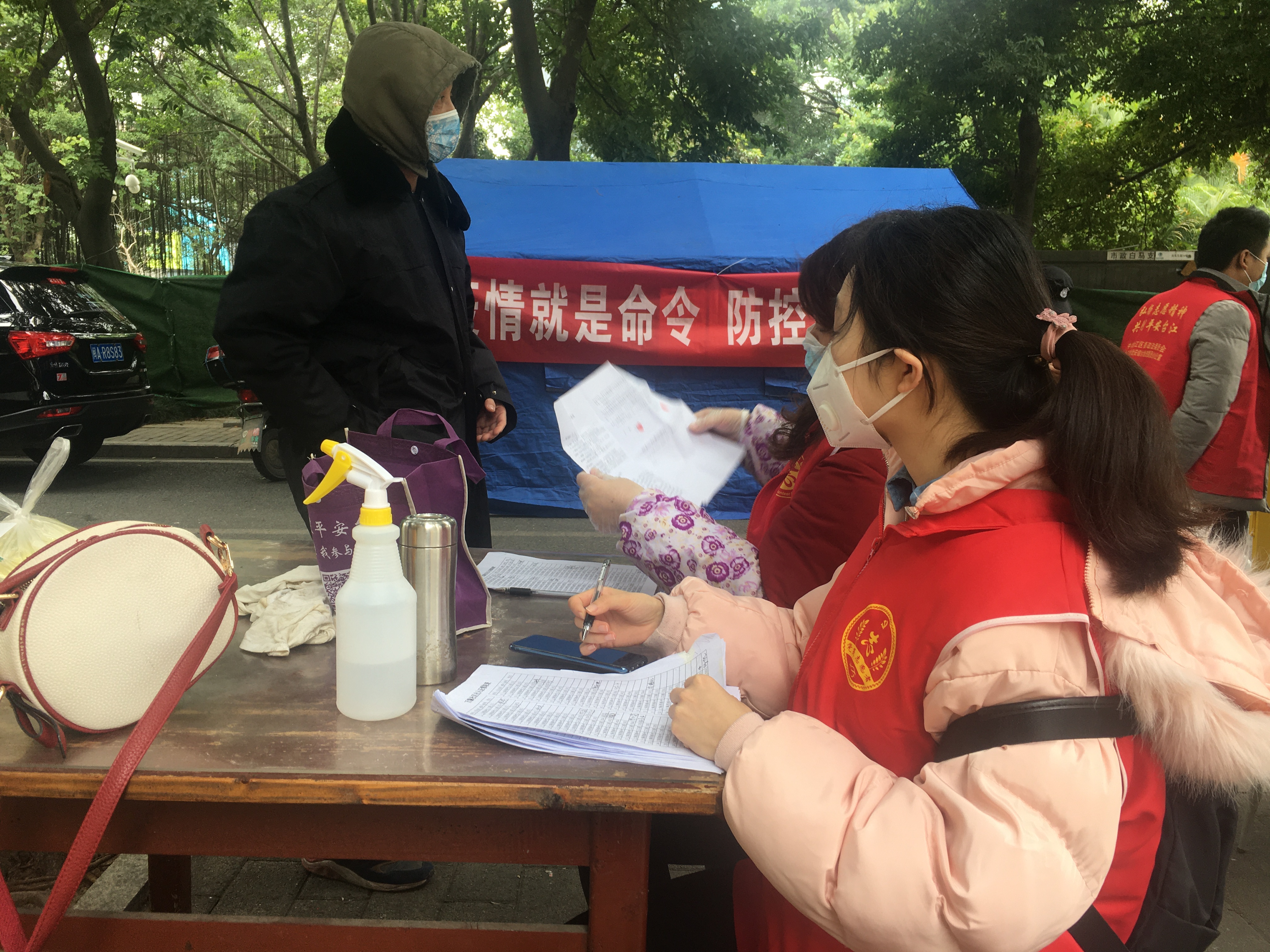 臺江：文明單位攜手同行 形式多樣防控疫情