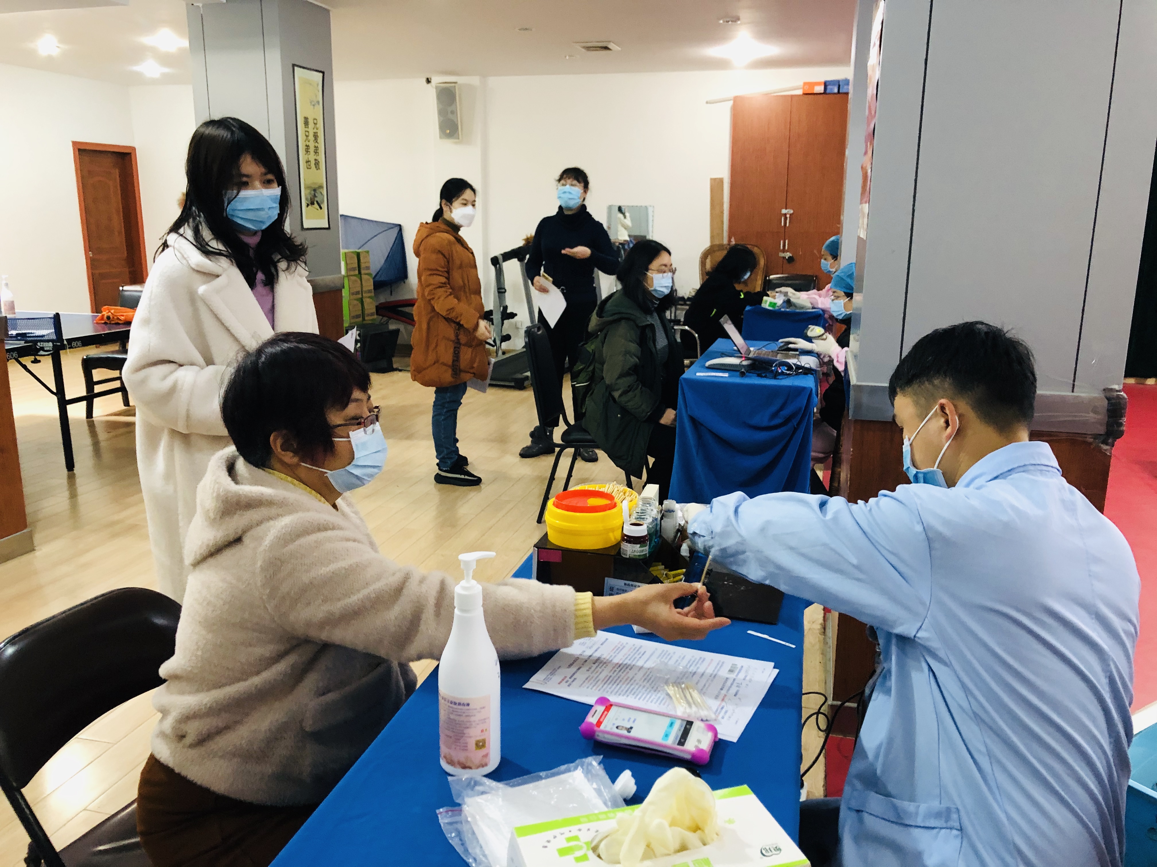 “志愿紅”閃光芒 臺江志愿者爭當文明戰“疫”領跑者